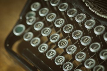 letters-old-typewriter-101710